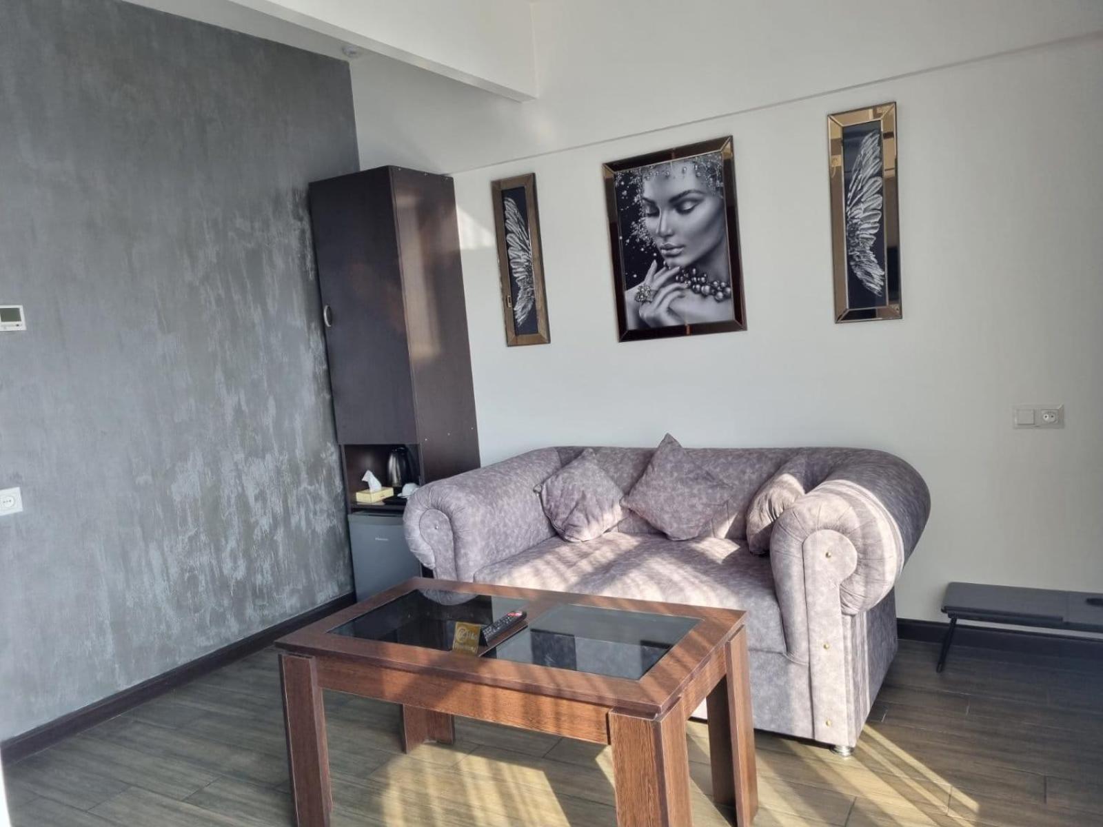 Days Hotel Yerevan Luaran gambar
