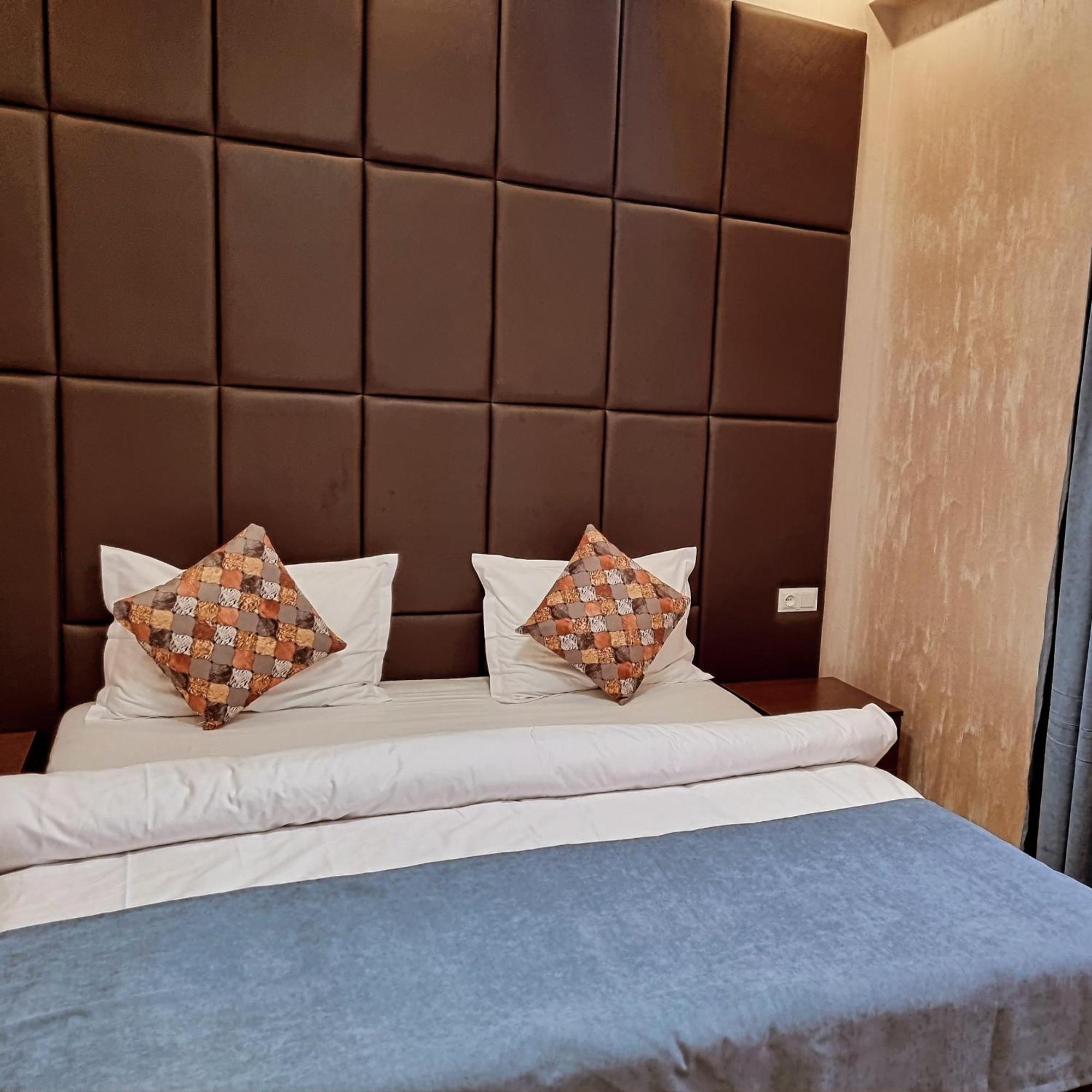 Days Hotel Yerevan Luaran gambar