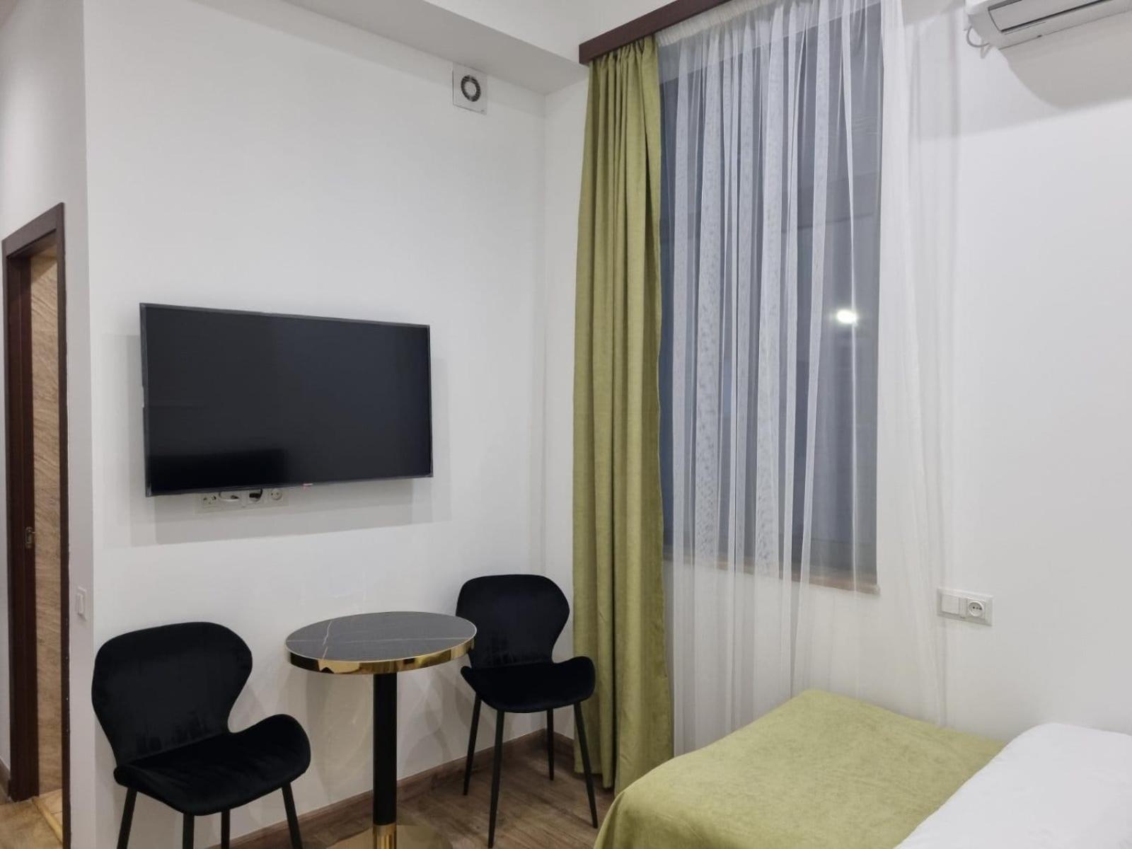 Days Hotel Yerevan Luaran gambar